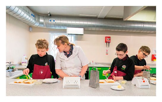 Maplewell Hall School School in Woodhouse Eaves thumbnail